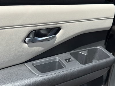 Nissan Pathfinder SL 2022
