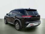 Nissan Pathfinder SL 2022