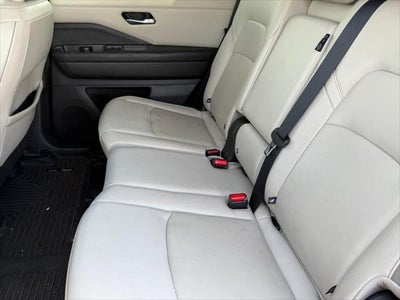 Nissan Pathfinder SL 2022