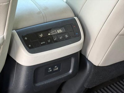 Nissan Pathfinder SL 2022