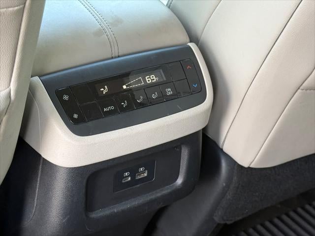Nissan Pathfinder SL 2022