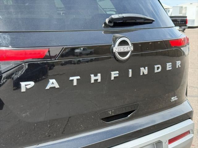 Nissan Pathfinder SL 2022