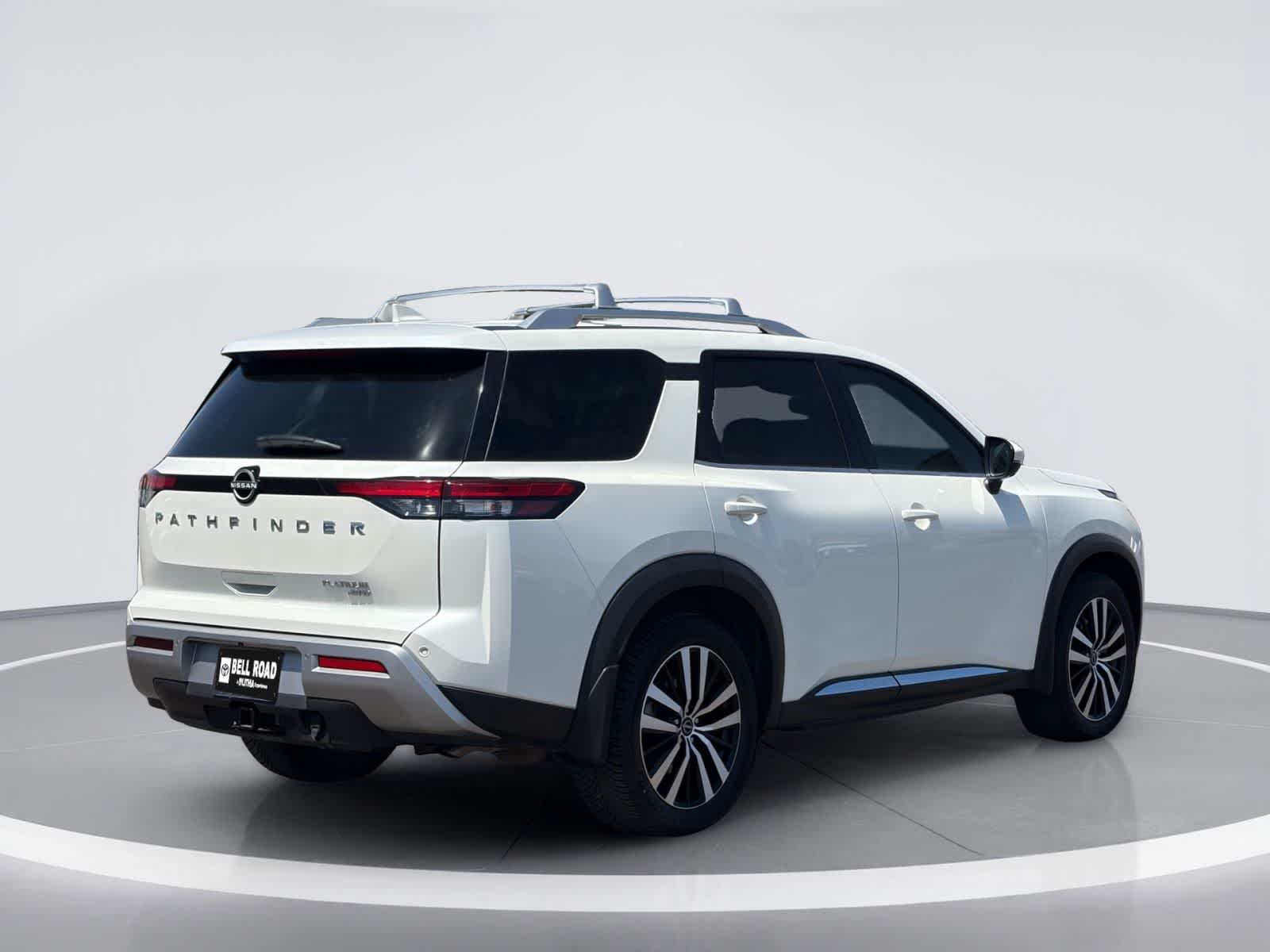 Nissan Pathfinder Platinum 2023