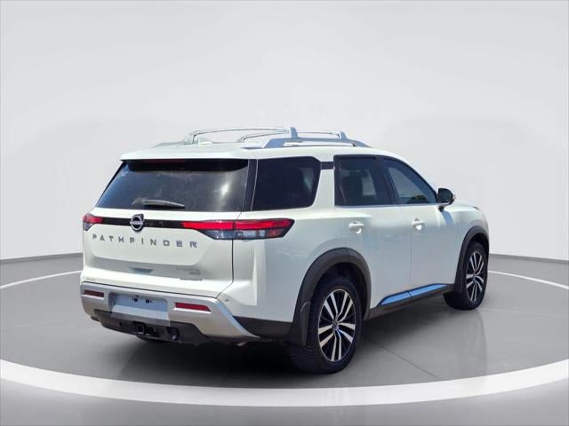 Nissan Pathfinder Platinum 2023