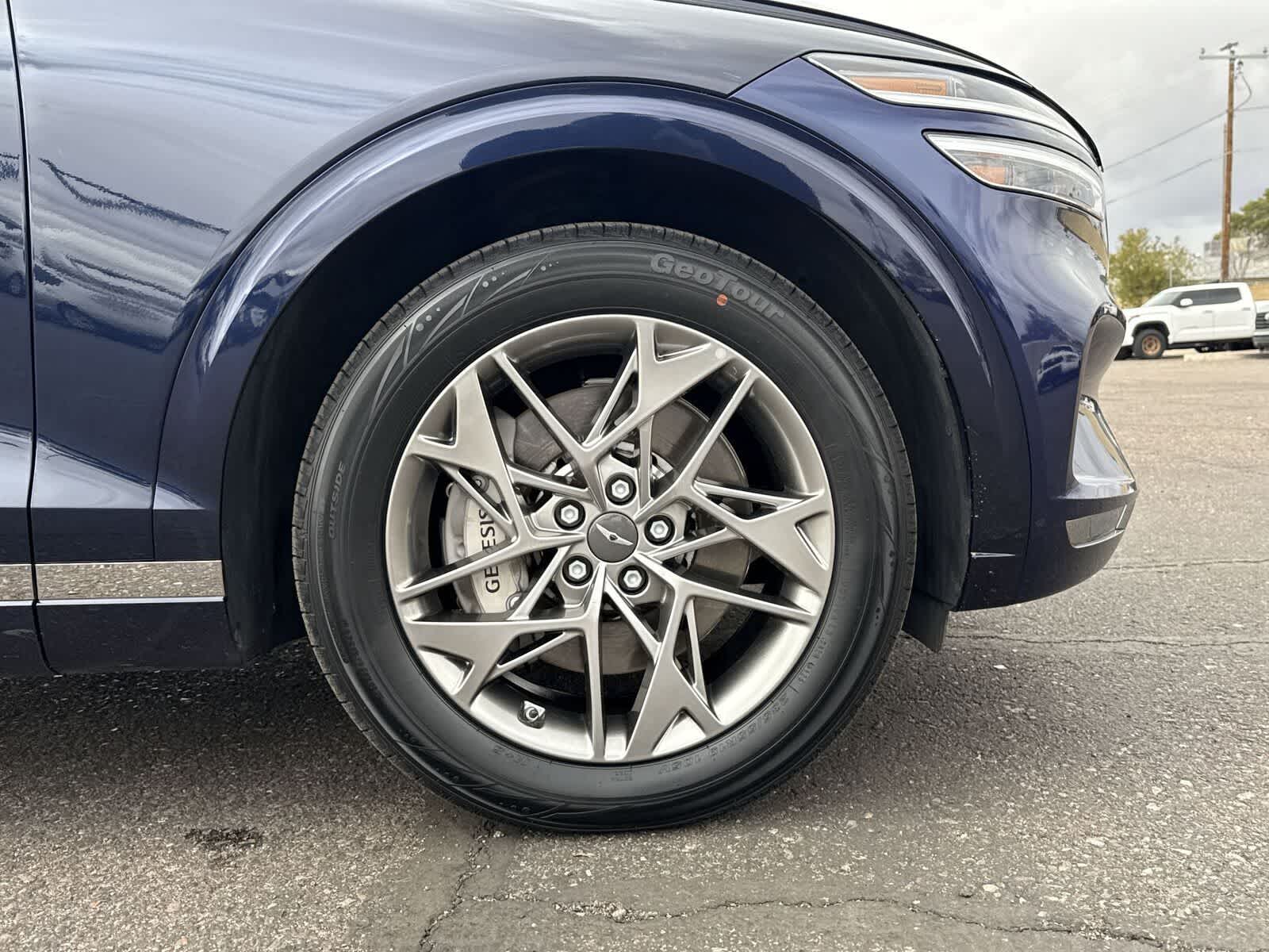 2025 Genesis GV70 2.5T