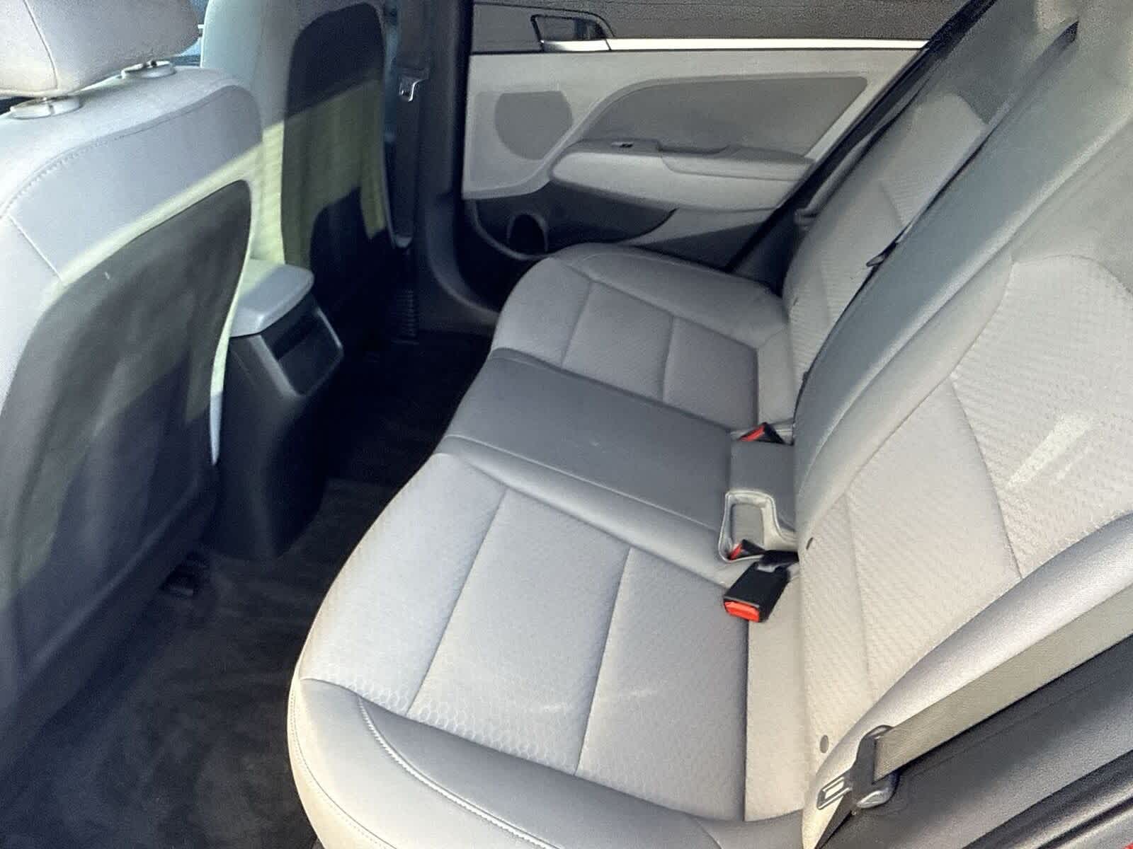 Hyundai Elantra Value Edition 2020