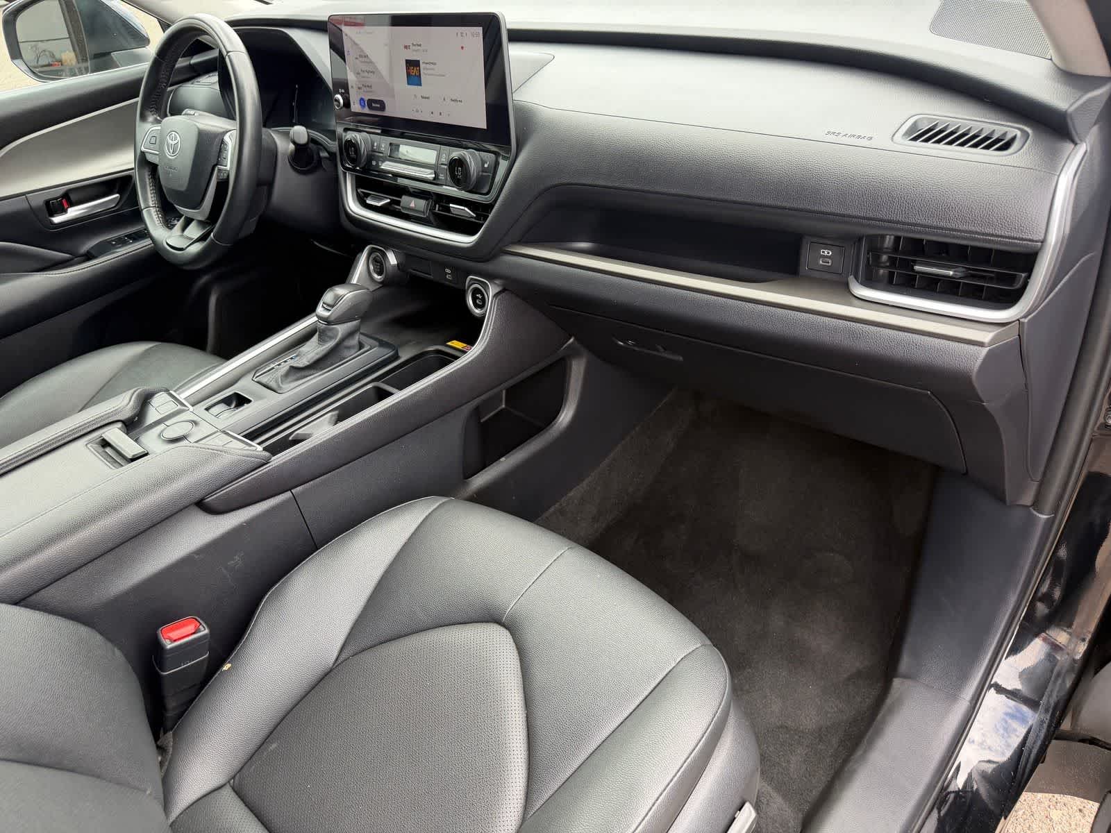 Toyota Grand Highlander XLE 2025