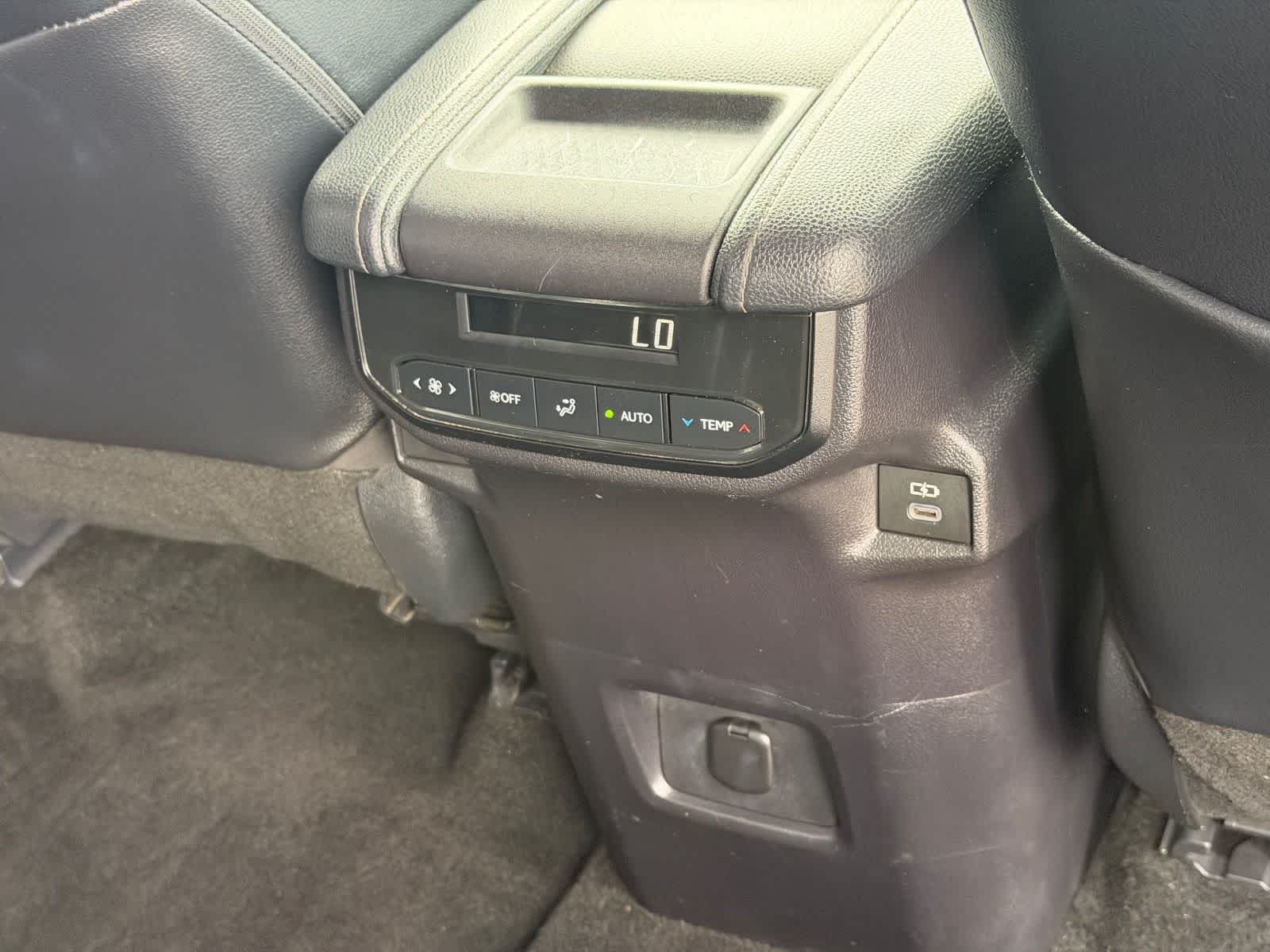 Toyota Grand Highlander XLE 2025