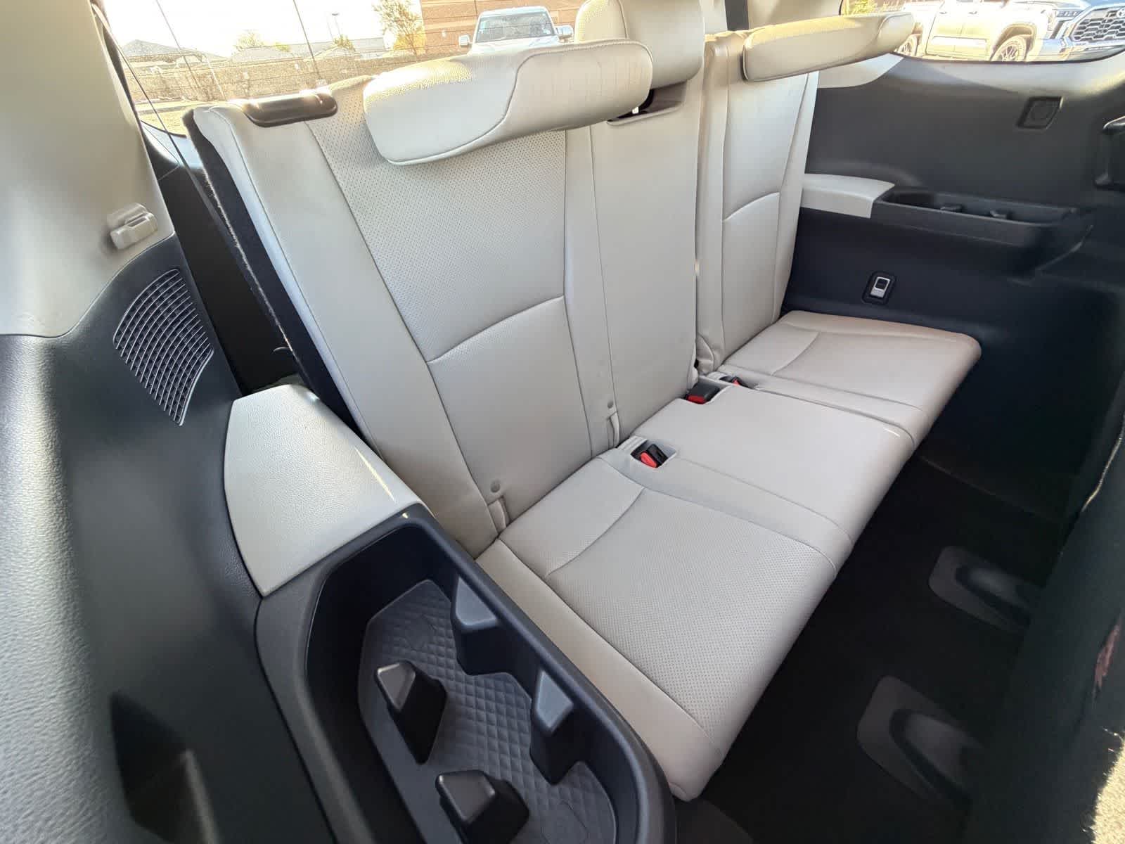 Toyota Grand Highlander XLE 2024