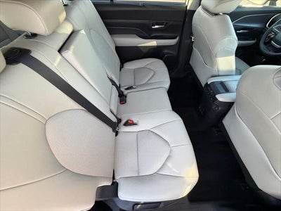 Toyota Grand Highlander XLE 2024
