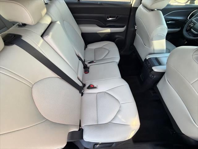 Toyota Grand Highlander XLE 2024