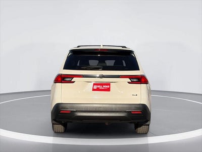 Toyota Grand Highlander XLE 2024