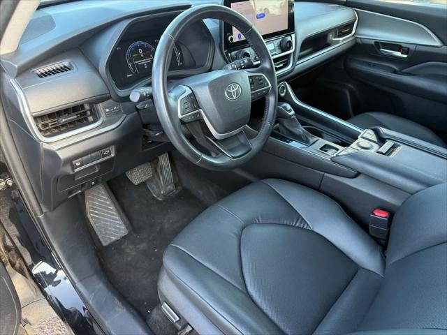 Toyota Grand Highlander XLE 2025