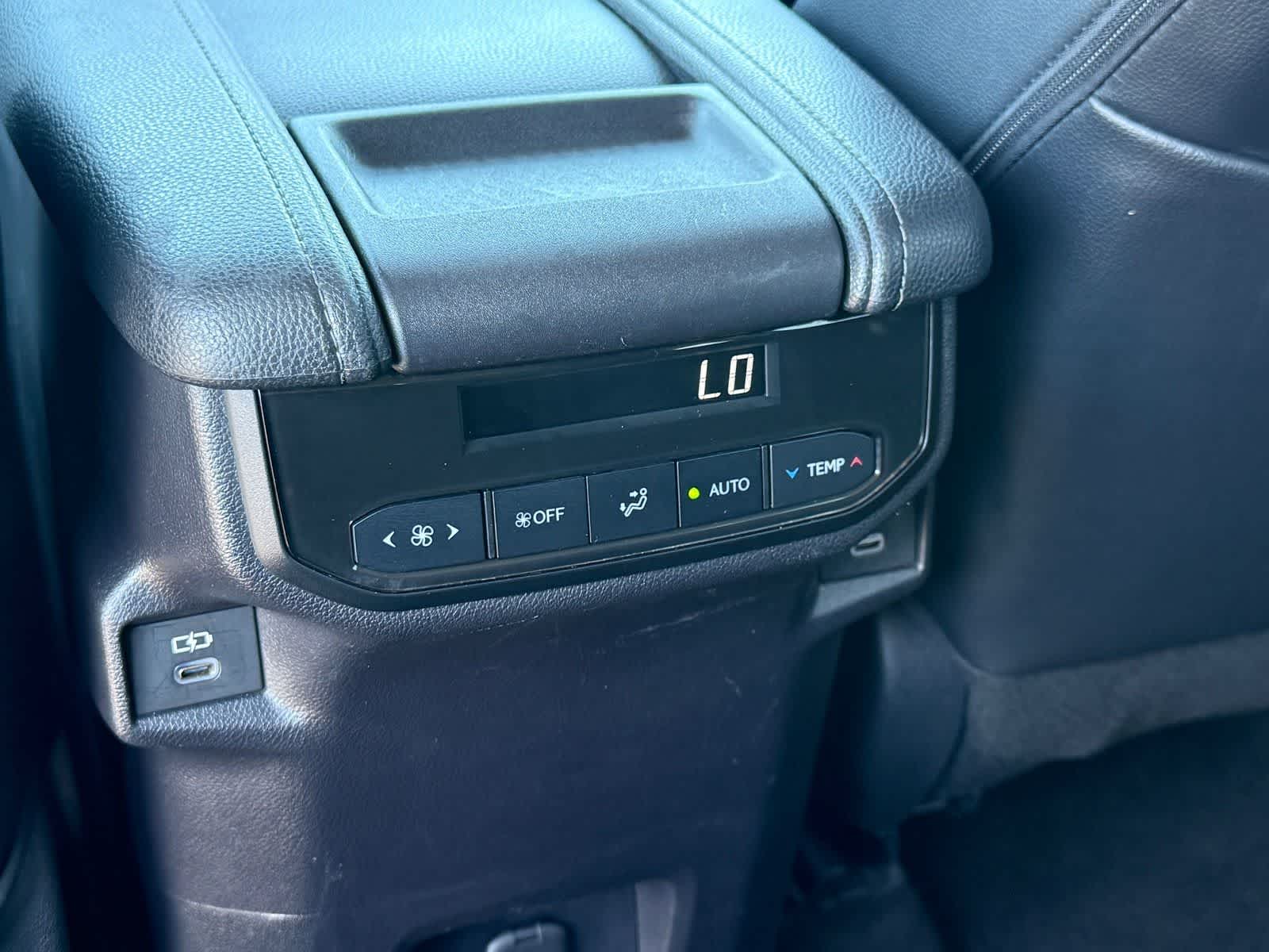 Toyota Grand Highlander XLE 2025