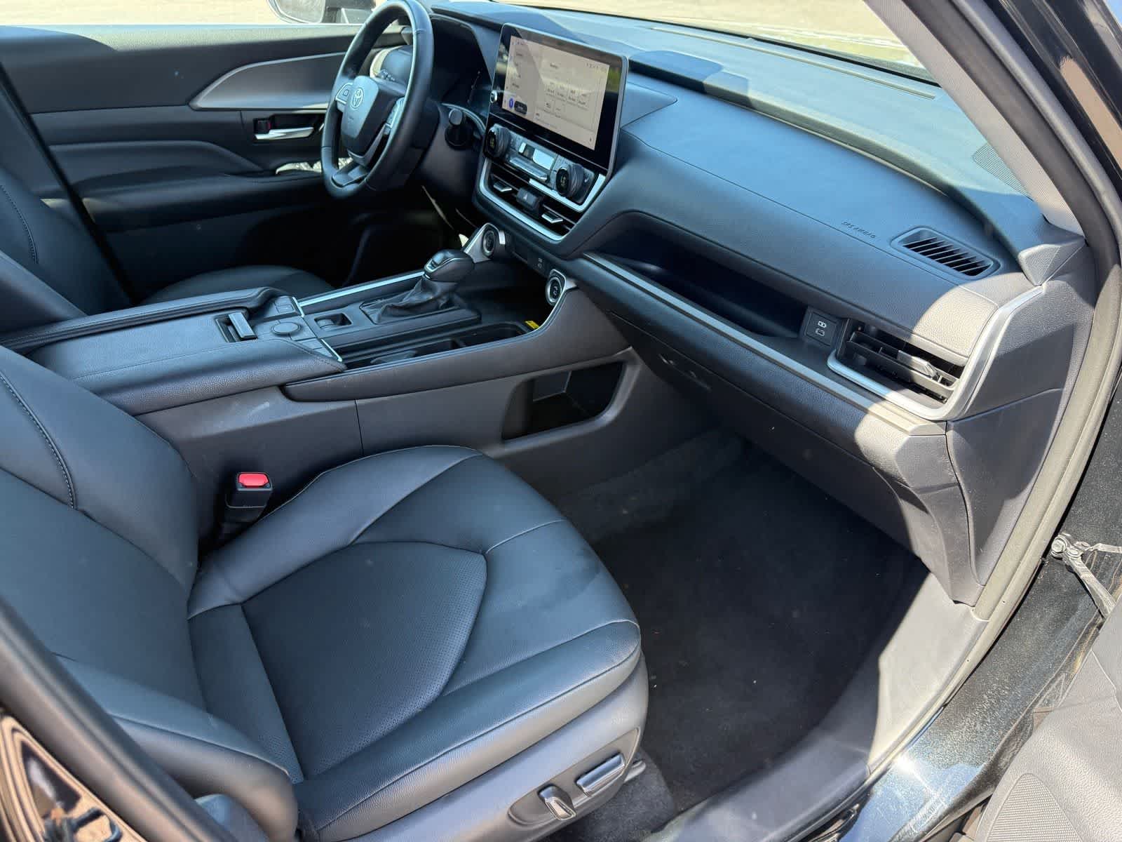 Toyota Grand Highlander XLE 2025