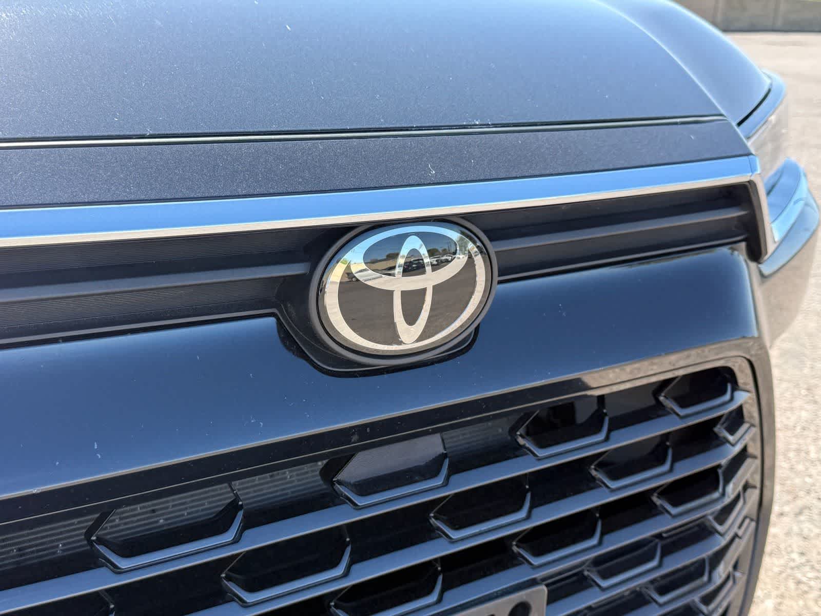 Toyota Grand Highlander XLE 2025