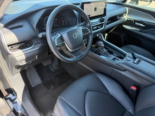 Toyota Grand Highlander XLE 2025