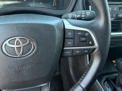 Toyota Grand Highlander XLE 2025