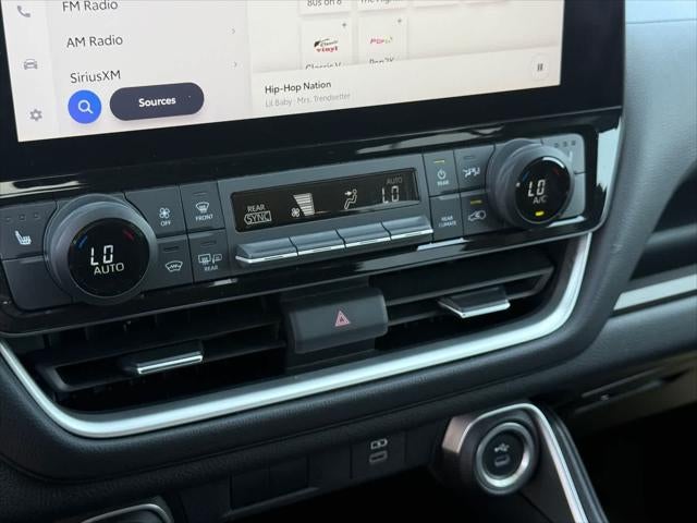 Toyota Grand Highlander XLE 2025