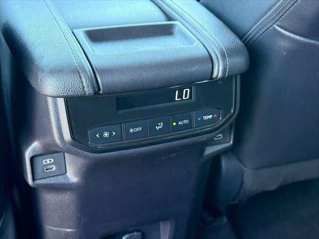Toyota Grand Highlander XLE 2025