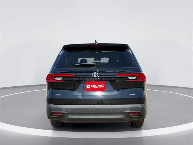 Toyota Grand Highlander XLE 2025