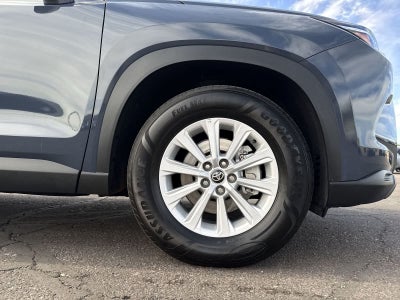 Toyota Grand Highlander XLE 2025