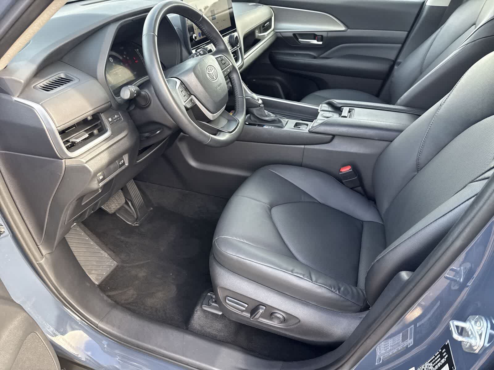 Toyota Grand Highlander XLE 2025