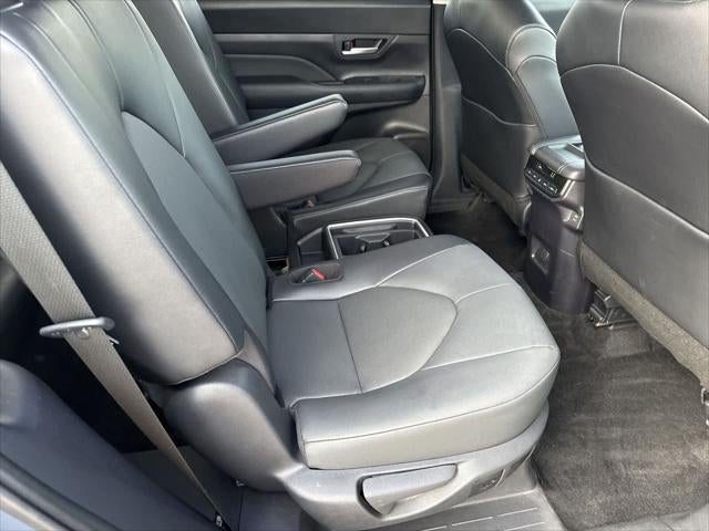 Toyota Grand Highlander XLE 2025