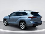 Toyota Highlander Hybrid LE 2023