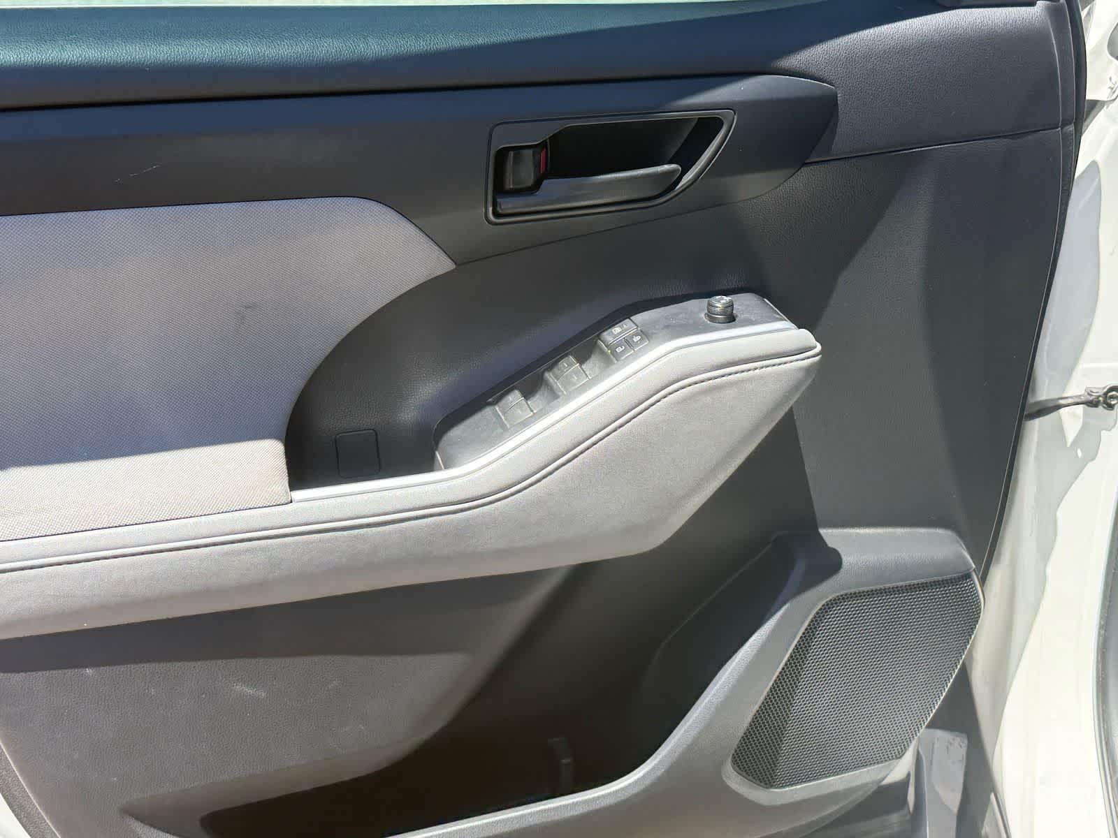 Toyota Highlander LE 2020