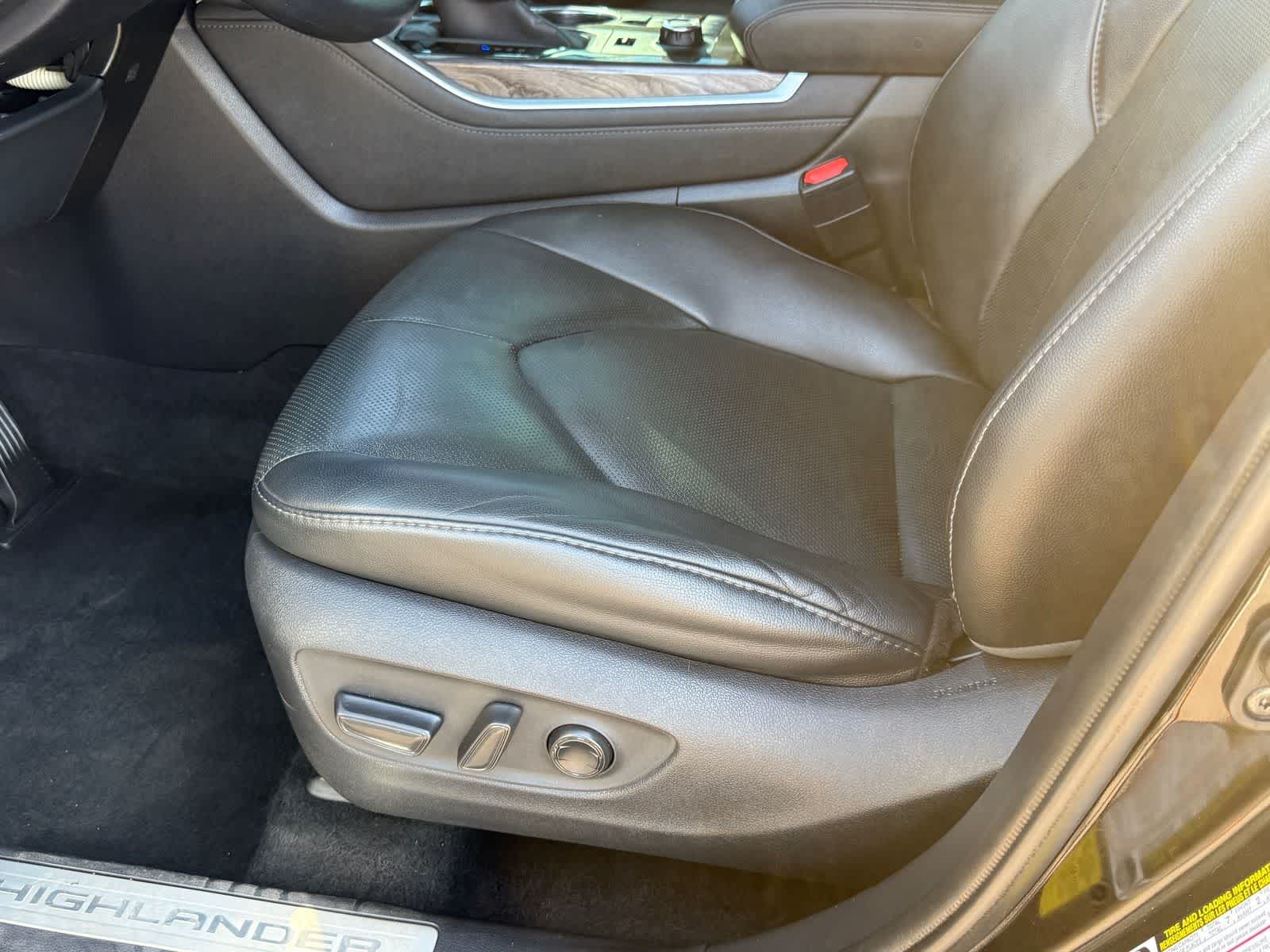 Toyota Highlander Limited 2020
