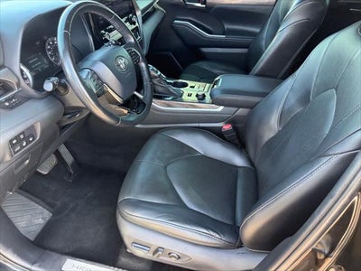 Toyota Highlander Limited 2020