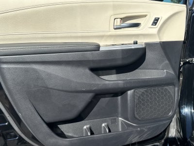 Toyota Sienna Platinum 2025