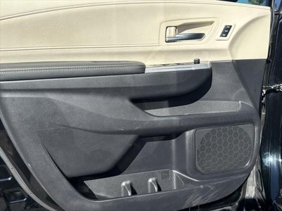 Toyota Sienna Platinum 2025