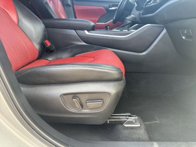 Toyota Highlander XSE 2022