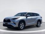 Toyota Highlander LE 2025