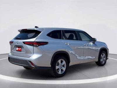 Toyota Highlander LE 2025