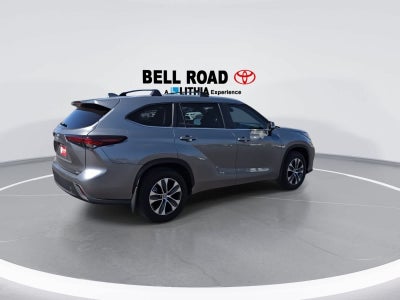 2025 Toyota Highlander XLE