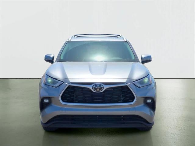 2025 Toyota Highlander XLE