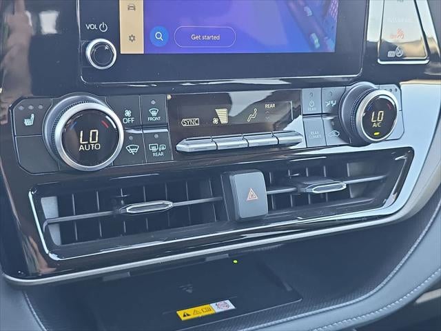 2025 Toyota Highlander XLE