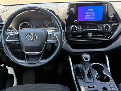 2023 Toyota Highlander LE