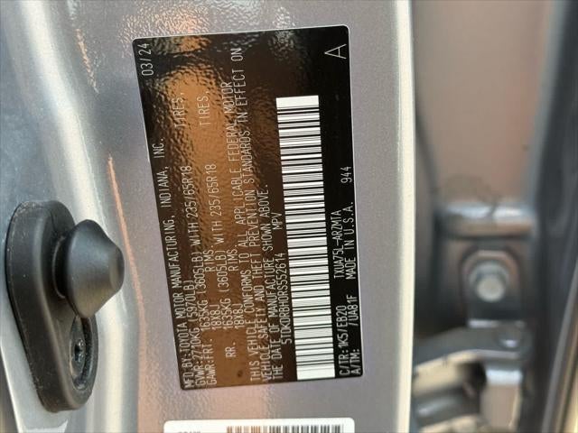 2024 Toyota Highlander XLE