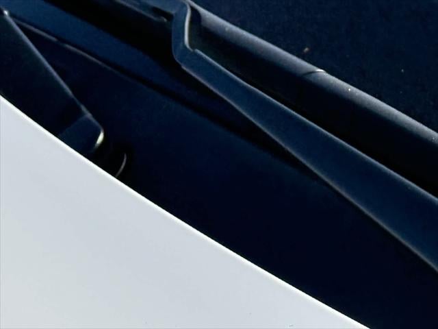 Toyota Sienna LE 2025