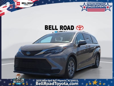Toyota Sienna LE 2021