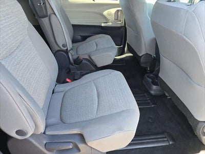 Toyota Sienna LE 2021