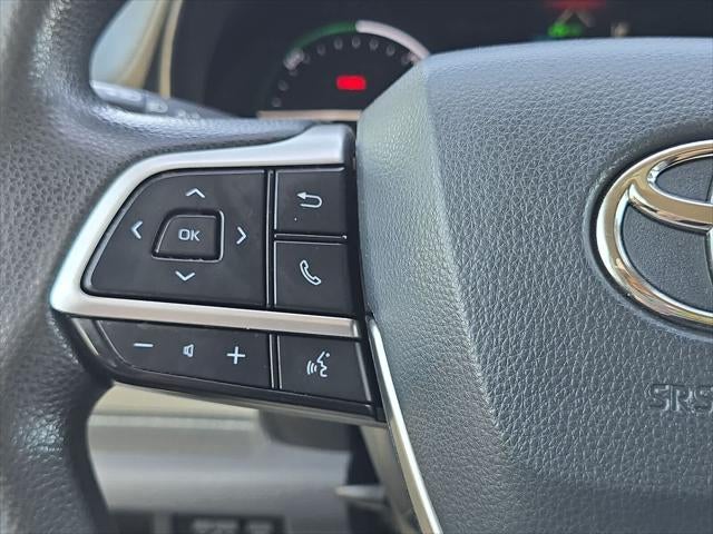 Toyota Sienna LE 2021