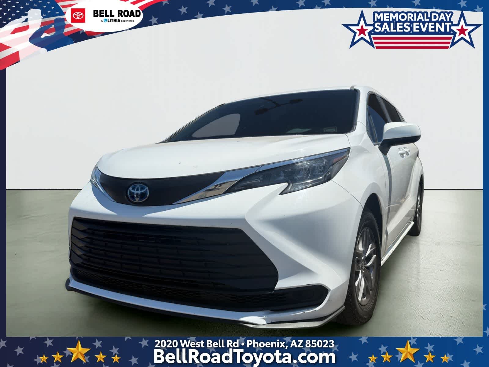 Toyota Sienna LE 2025