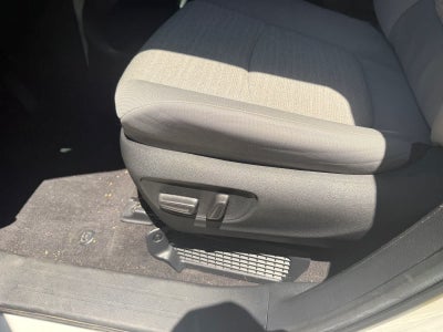 Toyota Sienna LE 2025