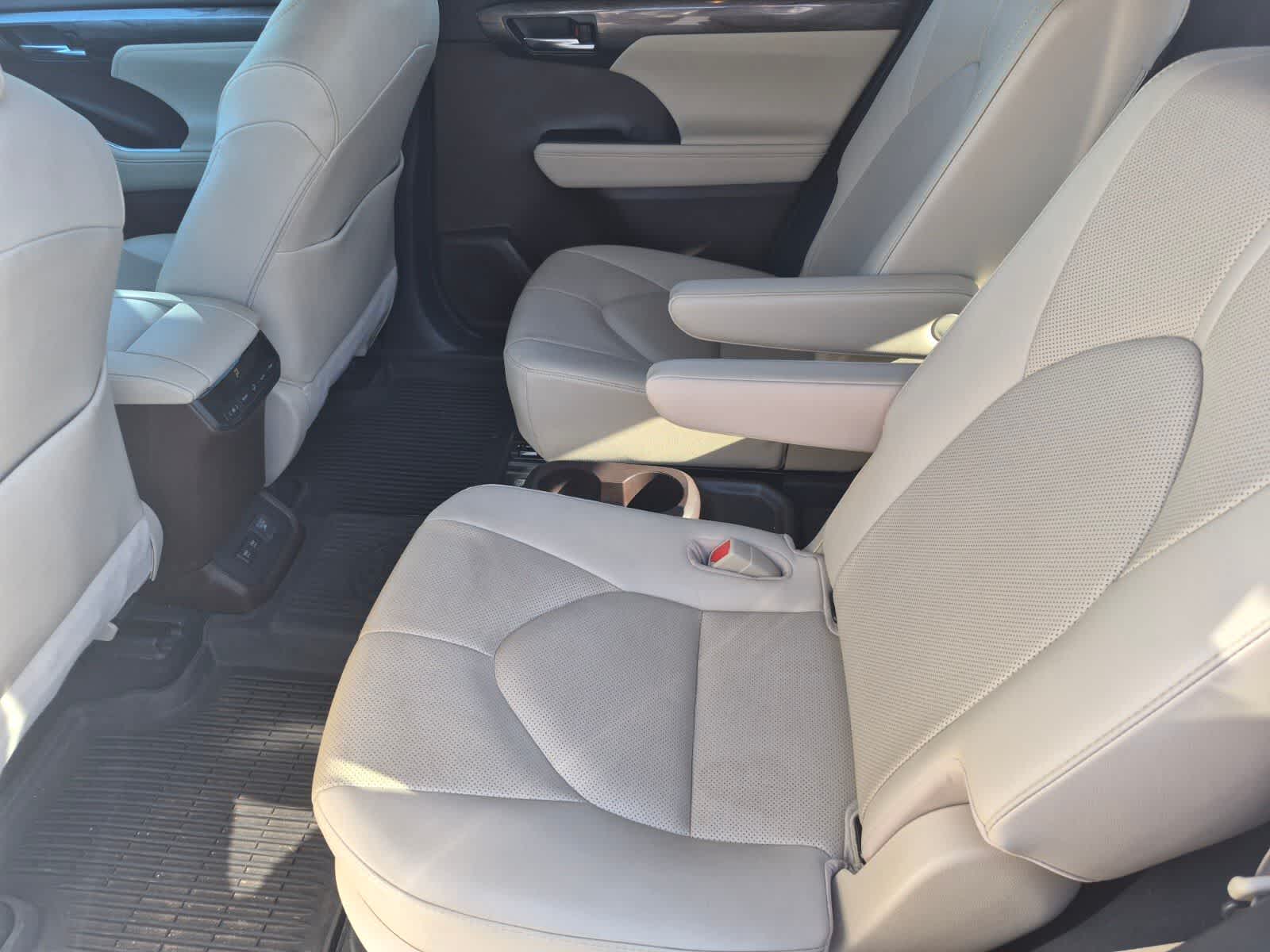 Toyota Highlander Hybrid Limited 2021