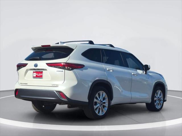 Toyota Highlander Hybrid Limited 2021